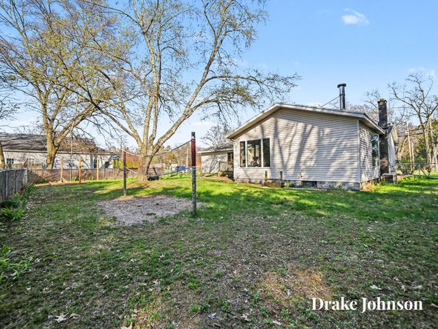 2475 Holton Road, Muskegon, MI 49445