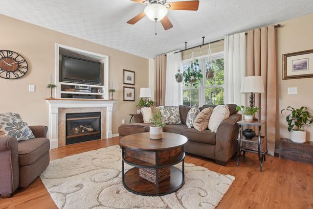 7760 Freesia Street, 57, Blacklick, OH 43004