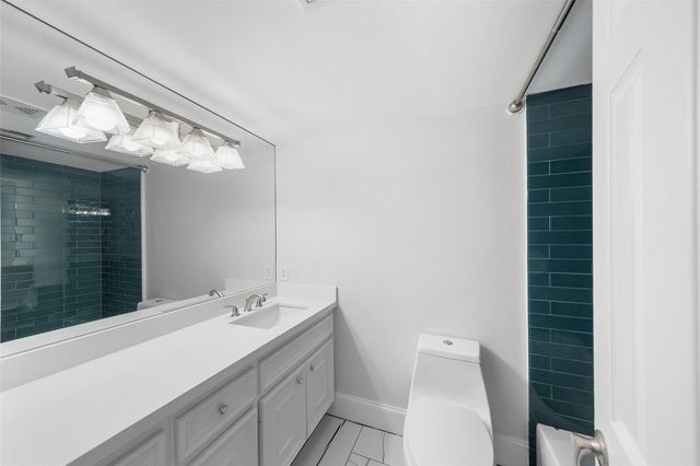 1621 Heights Boulevard 3, Houston, TX 77008