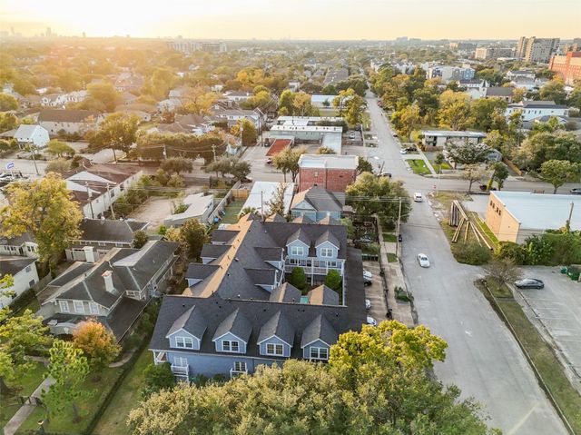 1621 Heights Boulevard 3, Houston, TX 77008