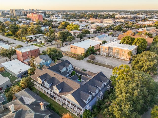 1621 Heights Boulevard 3, Houston, TX 77008