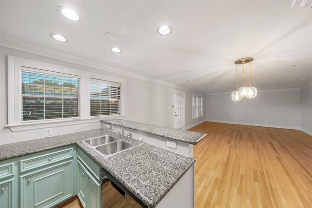 1621 Heights Boulevard 3, Houston, TX 77008