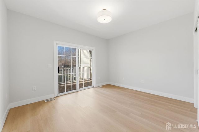 182 Sunshine Drive, Piscataway, NJ 08854