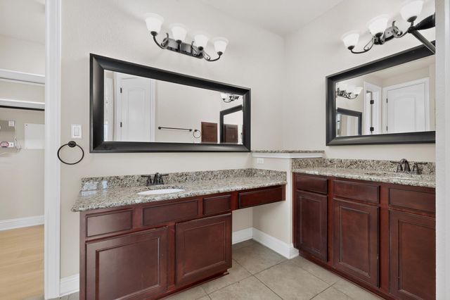 4804 Taurus WALK, Austin, TX 78738