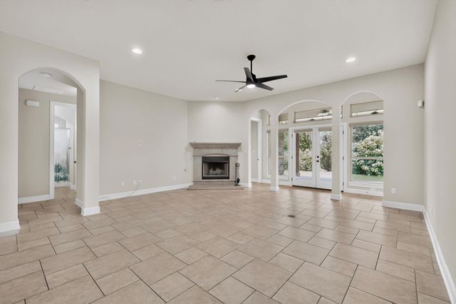 4804 Taurus WALK, Austin, TX 78738