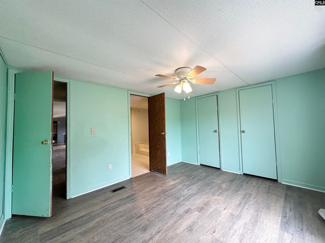 321 Copperhead Road, St. Matthews, SC 29135
