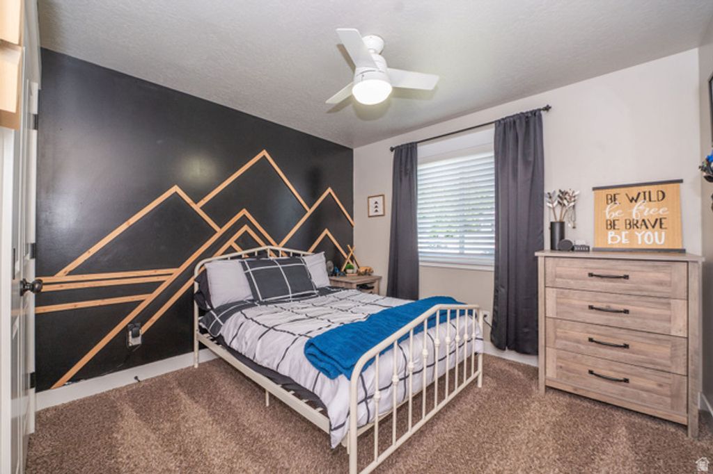 Image 27 of property listing at 5437 S 3150 W, Roy, UT 84067
