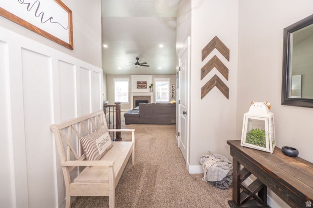 Image 4 of property listing at 5437 S 3150 W, Roy, UT 84067