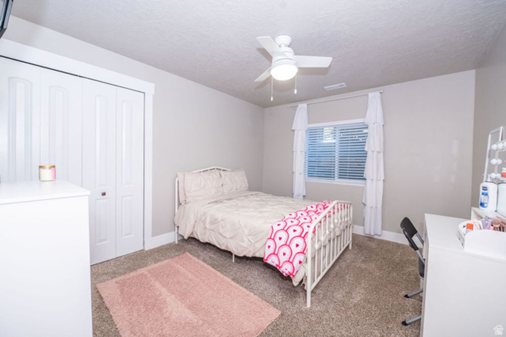 Image 39 of property listing at 5437 S 3150 W, Roy, UT 84067