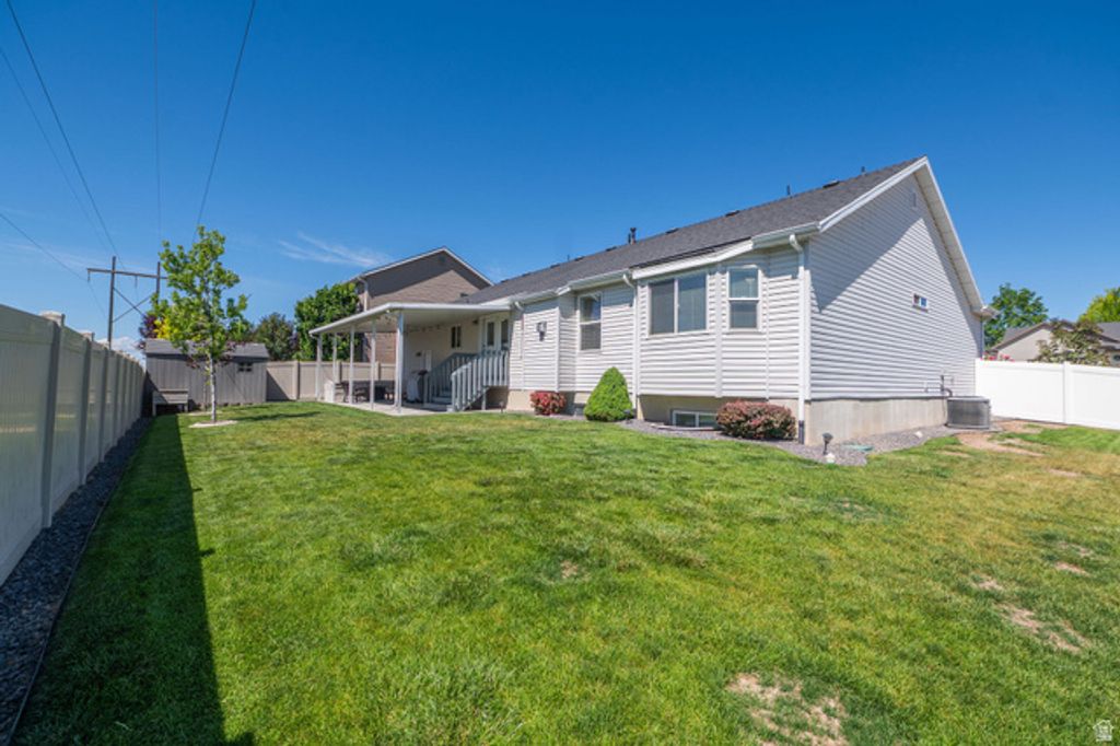 Image 50 of property listing at 5437 S 3150 W, Roy, UT 84067