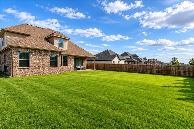 2016 Gilligan Avenue, Rogers, AR 72758
