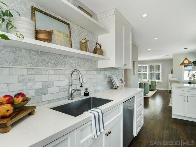 4751 Altadena Ave, San Diego, CA 92115