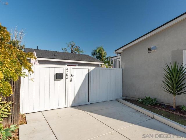4751 Altadena Ave, San Diego, CA 92115