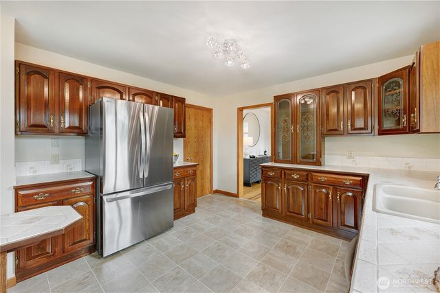 10850 Marine View Drive SW, Seattle, WA 98146