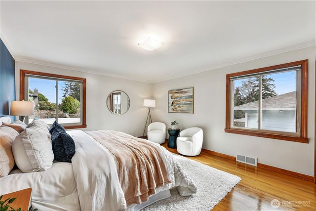 10850 Marine View Drive SW, Seattle, WA 98146