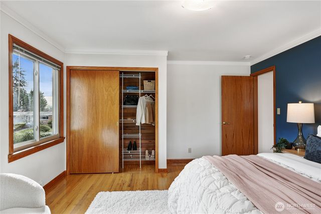 10850 Marine View Drive SW, Seattle, WA 98146