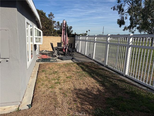 19342 Mclaren, Huntington Beach, CA 92646