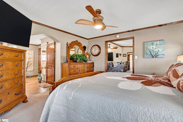 82 Laredo Drive, Gray Court, SC 29645