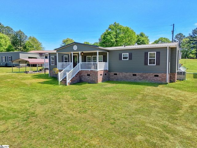 82 Laredo Drive, Gray Court, SC 29645