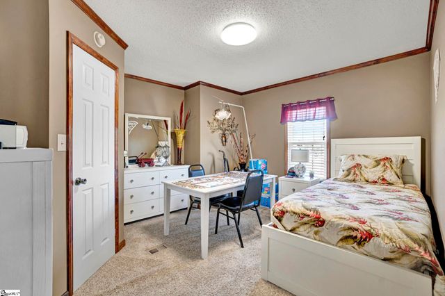 82 Laredo Drive, Gray Court, SC 29645