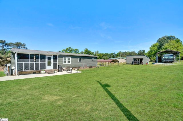 82 Laredo Drive, Gray Court, SC 29645