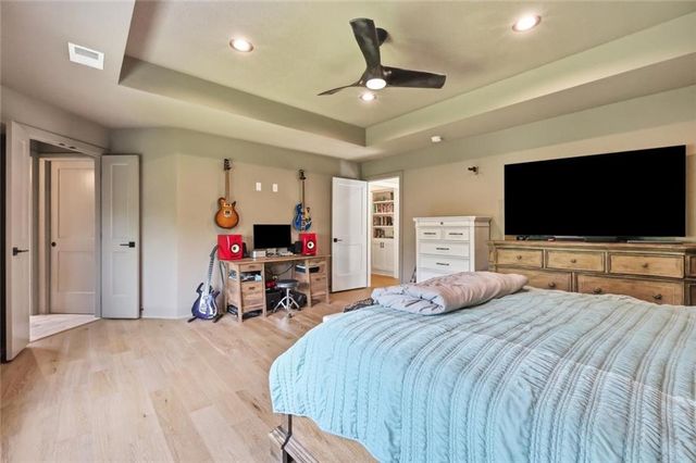12455 NW Appaloosa Street, Platte City, MO 64079