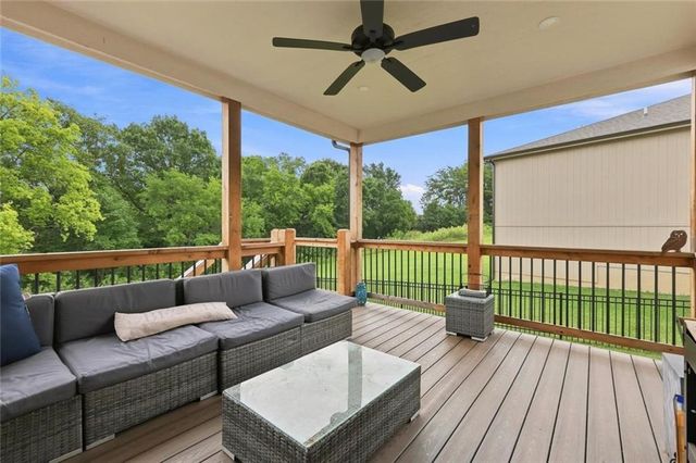12455 NW Appaloosa Street, Platte City, MO 64079
