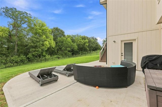 12455 NW Appaloosa Street, Platte City, MO 64079