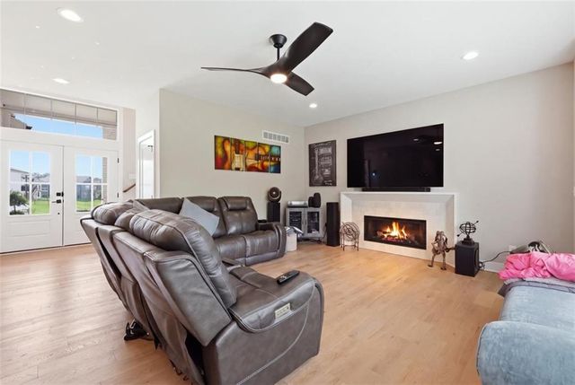 12455 NW Appaloosa Street, Platte City, MO 64079