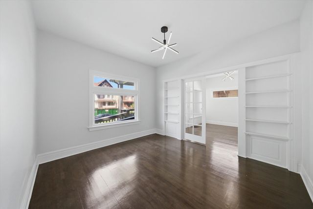 5943 W Huron Street, Chicago, IL 60644