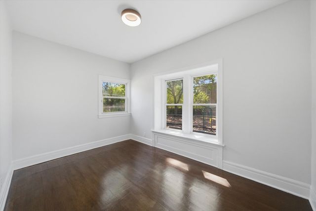5943 W Huron Street, Chicago, IL 60644