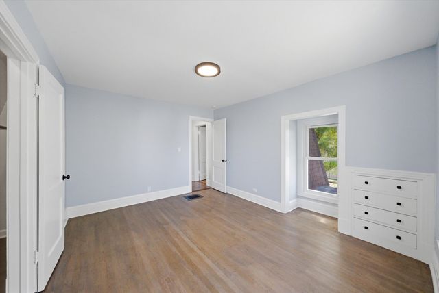 5943 W Huron Street, Chicago, IL 60644