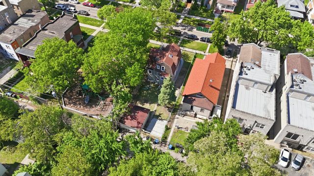 5943 W Huron Street, Chicago, IL 60644
