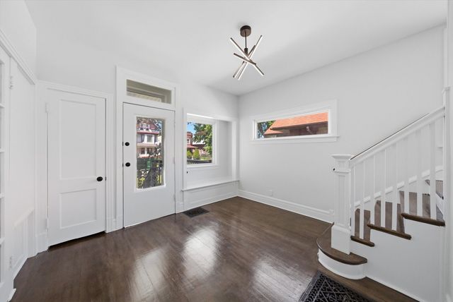 5943 W Huron Street, Chicago, IL 60644