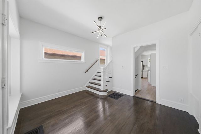 5943 W Huron Street, Chicago, IL 60644