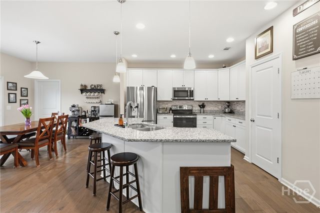 517 Waybridge Way, Richmond Hill, GA 31324