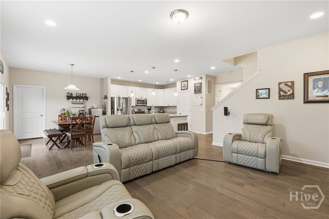 517 Waybridge Way, Richmond Hill, GA 31324