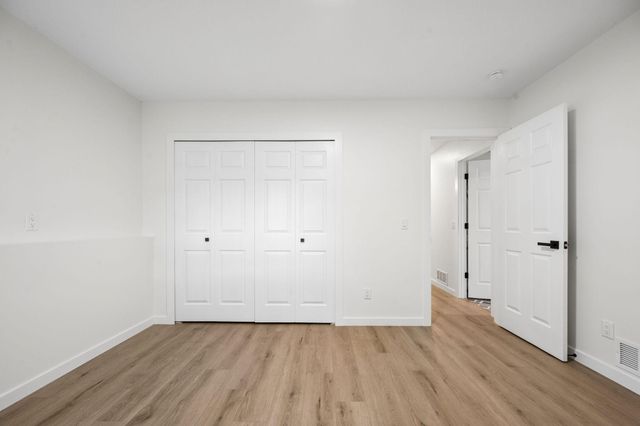 18121 Covington Path, Minnetonka, MN 55345