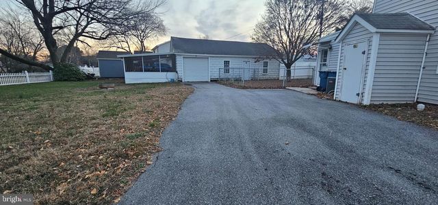 50 FRONT ST, Wyoming, DE 19934