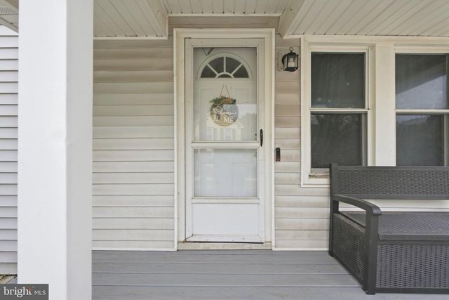 50 FRONT ST, Wyoming, DE 19934