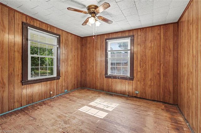 811 Cliffside Avenue, High Point, NC 27260