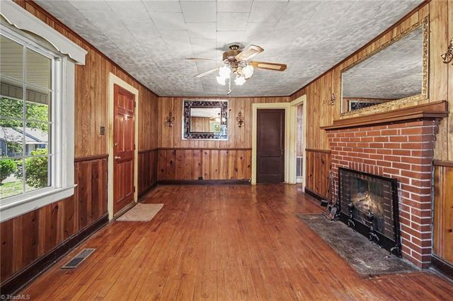 811 Cliffside Avenue, High Point, NC 27260