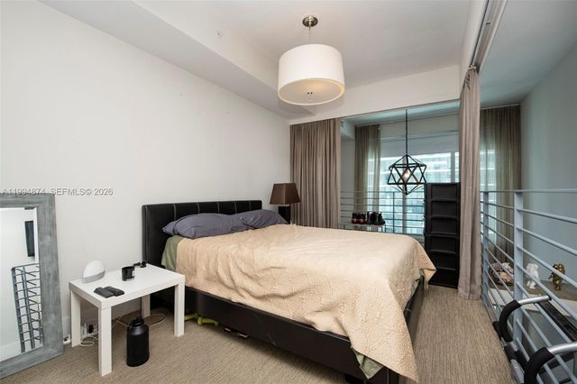 60 SW 13th St 2820, Miami, FL 33130