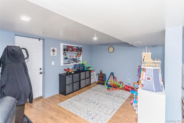 78 Little Plains Road, Huntington, NY 11743