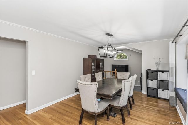 78 Little Plains Road, Huntington, NY 11743