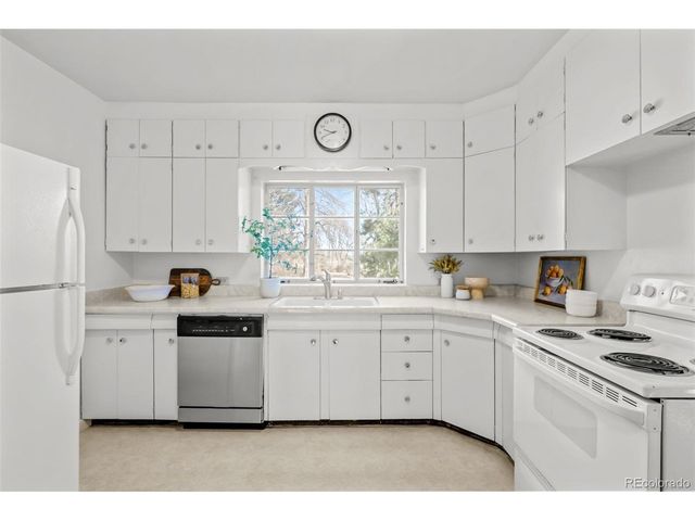 8075 W 32 Ave, Wheat Ridge, CO 80033