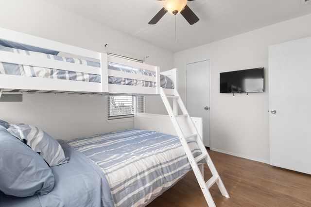 4014 Kent Drive, Galveston, TX 77554