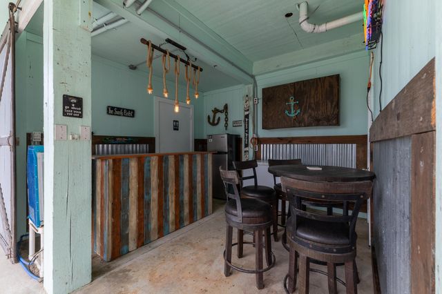 4014 Kent Drive, Galveston, TX 77554