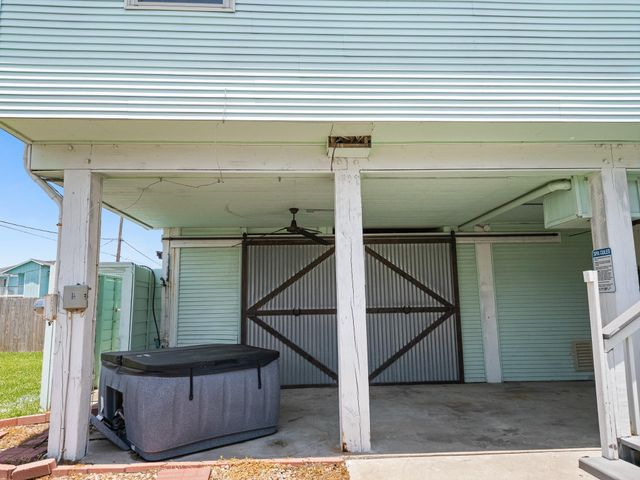 4014 Kent Drive, Galveston, TX 77554