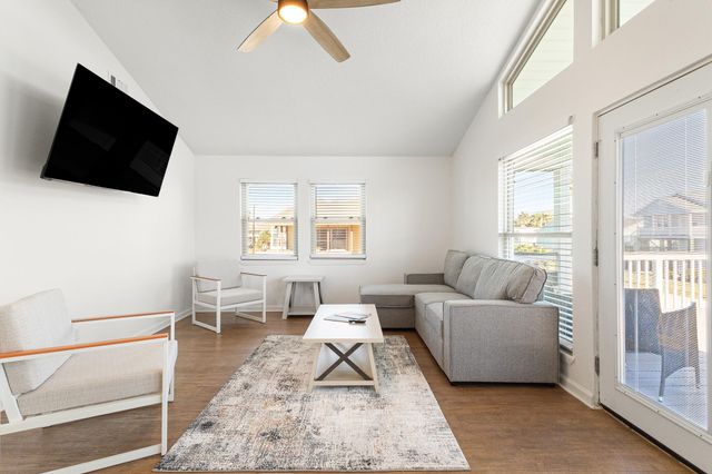 4014 Kent Drive, Galveston, TX 77554